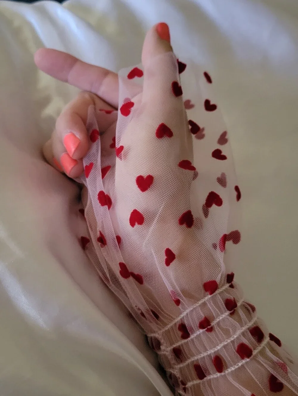 Sheer Heart-Print Mesh Gloves in Red - Women's Accessories